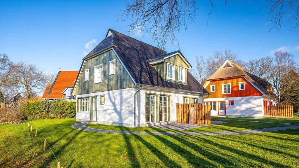 Traumgarten Haus Geborgenheit Prerow Esterno foto