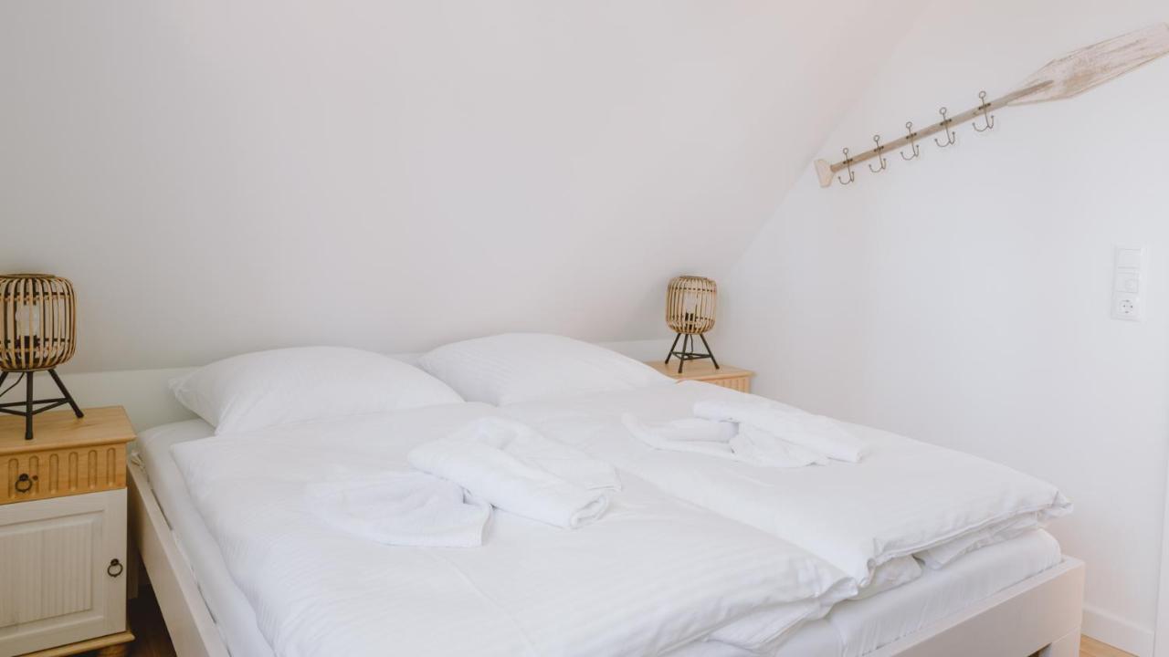 Traumgarten Haus Geborgenheit Prerow Esterno foto